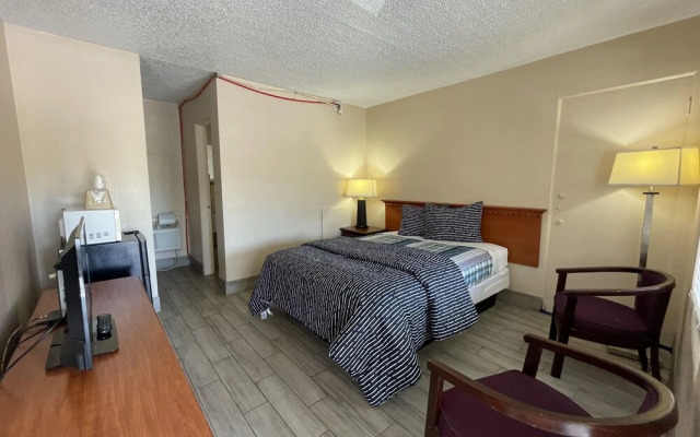 Castillo Inn