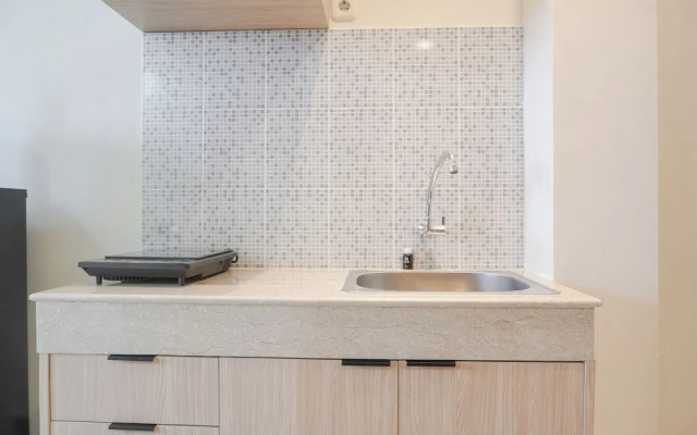 Cozy Studio At 32Th Floor Evenciio Margonda Apartment