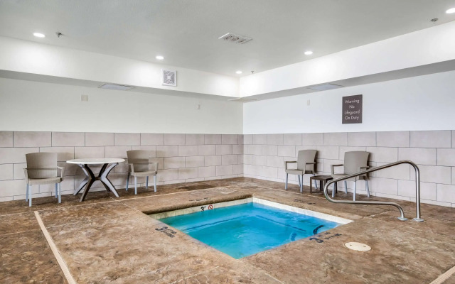 Comfort Inn Bonner Springs Kansas City