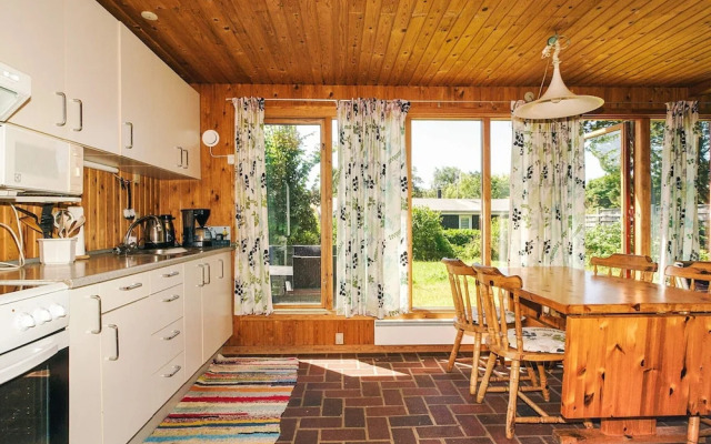 6 Person Holiday Home in Store Fuglede-by Traum