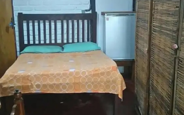 Pousada Navio Hostel e Camping Pop