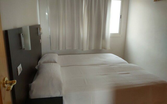 Flipper Top Suites