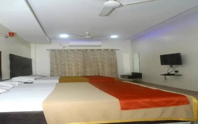Hotel Radhika Pune