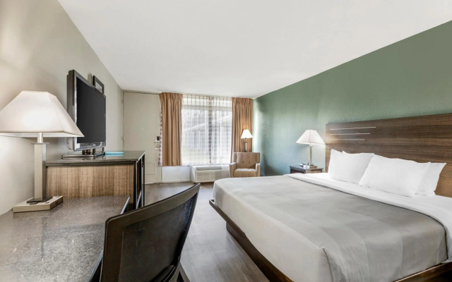 Quality Inn & Suites Santee