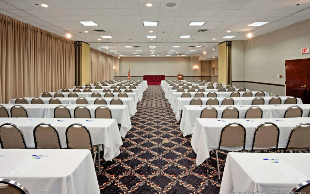 Holiday Inn Express Philadelphia-Midtown by IHG