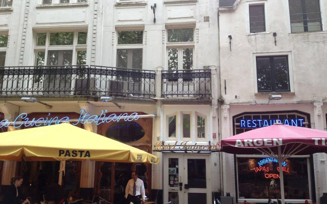 hotelImage