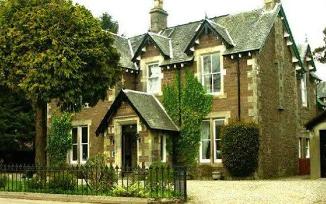 Merlindale