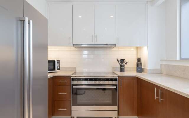 DXB - Blvd Crescent T1 - 2401 - DT