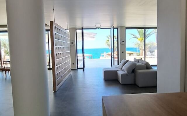 PHEIA, Vriniotis Resorts