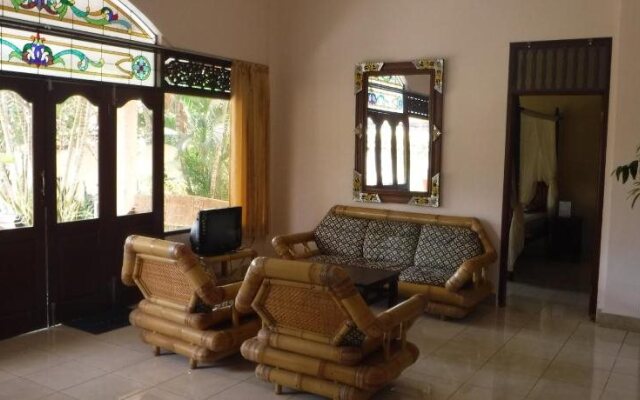 Ombak Putih Bungalows
