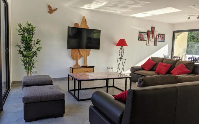 LA LOGIA Gîtes pour 20 personnes