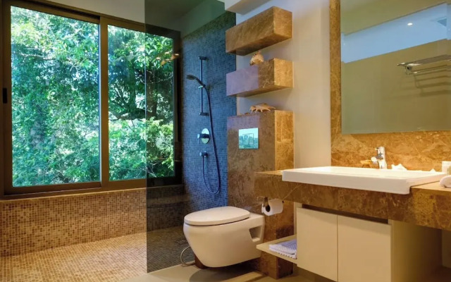 "panoramic Seaview 650sqm 4br Pool Villa 2 min Drive to Naithon Beach"