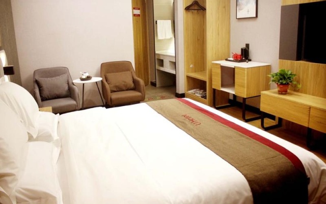 Thank Inn Hotel Shanxi Linfen Houma City Zhongxin Street Xintian Square – Guest Rooms – Linfen