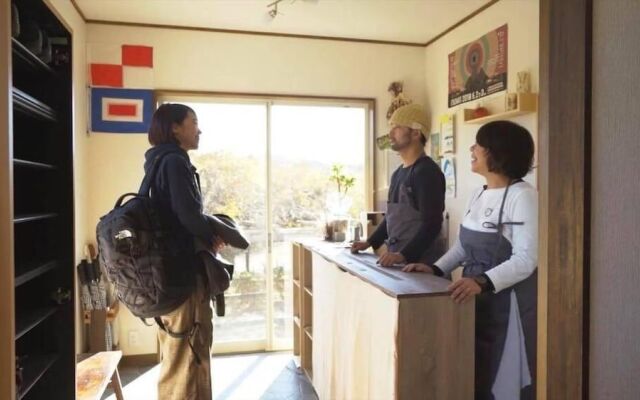 Guesthouse-Lahar- Hostel