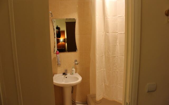 Diligence Hotel