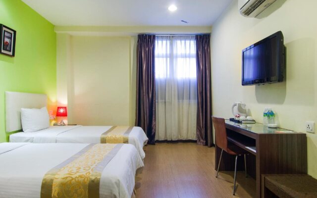 8 Days Boutique Hotel @ Mount Austin JB