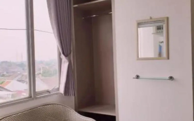 Apartment Emerald Tower By Kamara Rooms