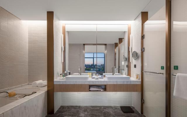 Holiday Inn Fuyang