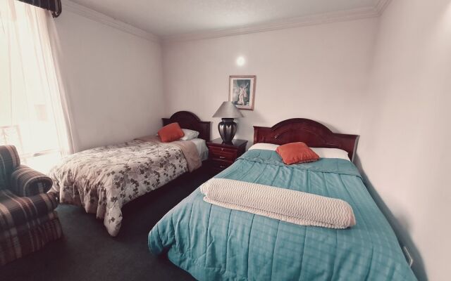 Hotel & Suites Gonsalez Suarez Quito