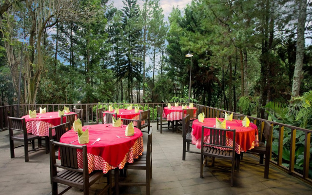 Kampung Sampireun Resort & Spa