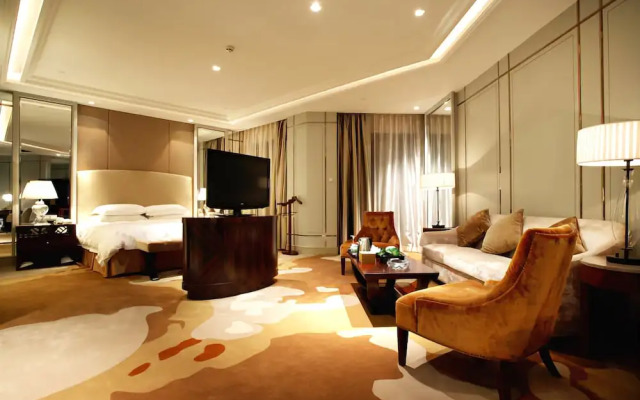 Landison Hotel Xinchang