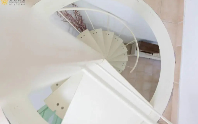 Tholaria Boutique Hotel