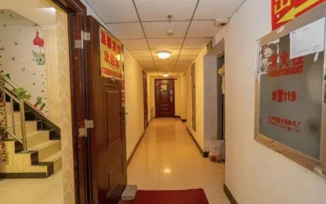 Warm Hotel (Wuhan La Defense)