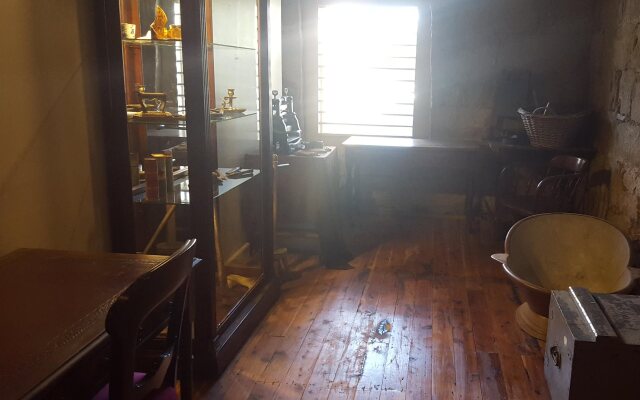 Wisemans Inn Hotel