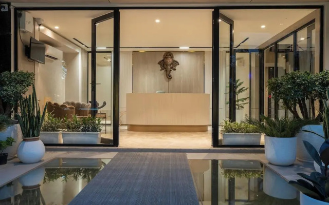 The Lodgers Luxury Hotel Near GolfCourse