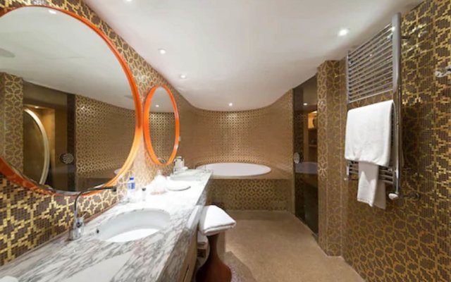 JingLai Bushe Hotel Bund Nanjing West Road Shanghai