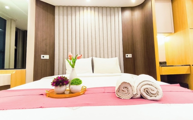 Grand Luxurious And Premium Benson Studio Apartment Connected To Ptc Supermall – Guest Rooms – Surabaya