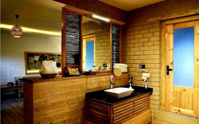 Stone Hedge Hotel - Hunder