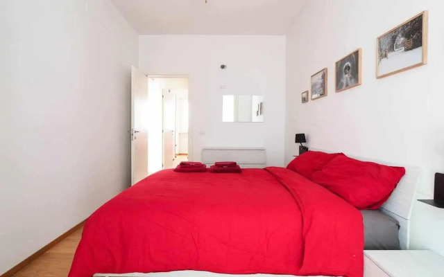 UCA14 Luxury large apartment with private terrace in Citylife