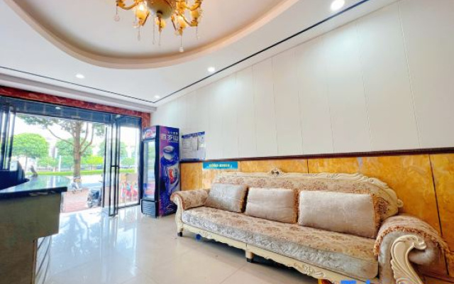 Jinhu Hotel (Nanning Wuhe University Town)