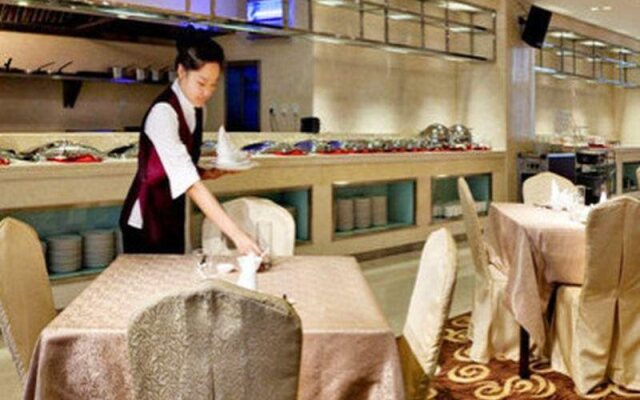 Taiyuan Tongluowan Square Heyi Hotel