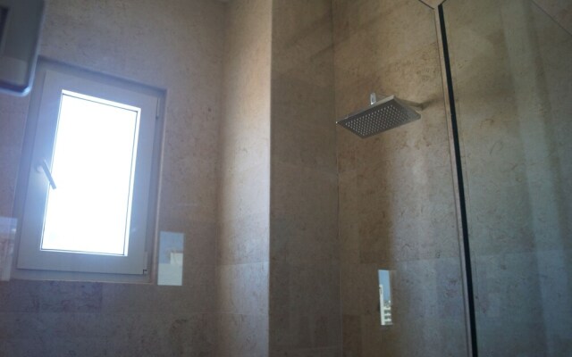 Romantic Zone V399 2 Bedroom