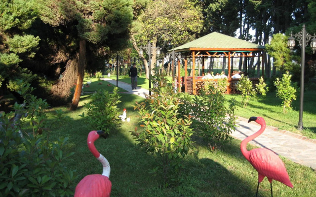 SekaPark Hotel