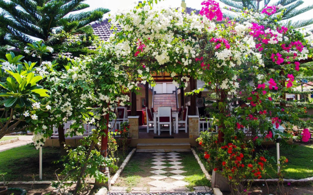 Tropical Hideaways Resort