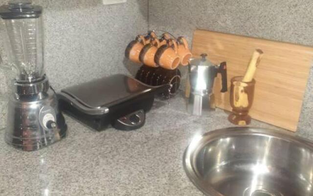 1er piso, 3 Habitaciones, parqueo privado, Wifi, netflix