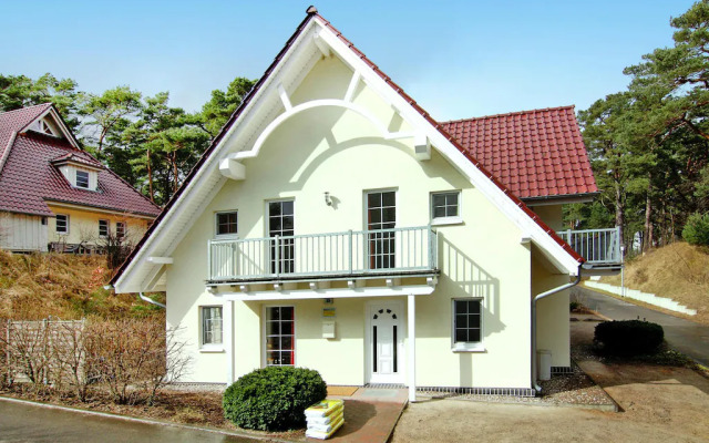 Semi-detached house Strandhaus I, Trassenheide