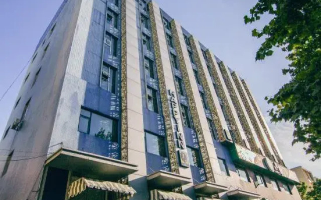 Zhengzhou Wenhua Road branch Happy Inn