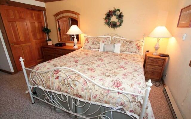 Mountainback #33, Den