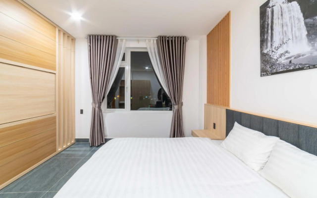 Quốc Khánh Condotel