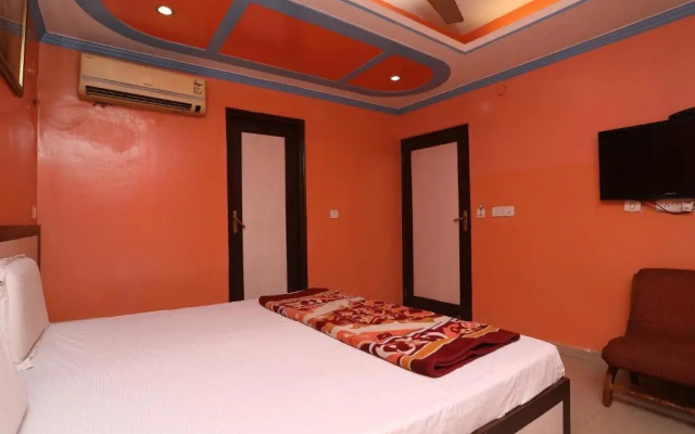 Spot on 41887 Shyam Palace