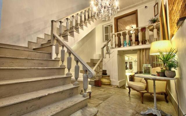 Unique 19th century Levantine mansion in Tomtom