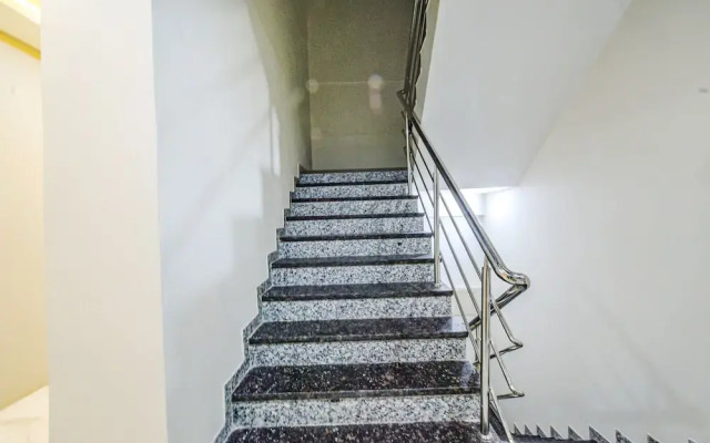 Fabhotel Ssr Ikon Suites