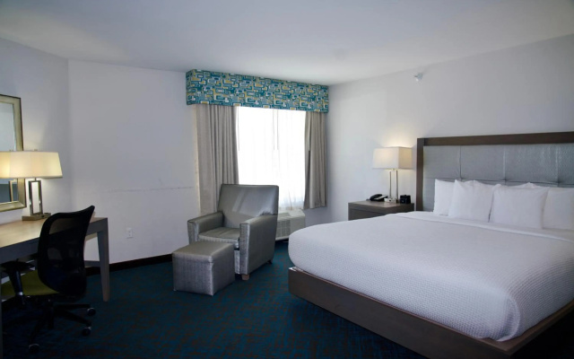 La Quinta Inn & Suites by Wyndham St. Paul-Woodbury