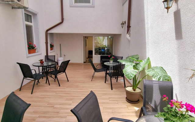 Villa Central