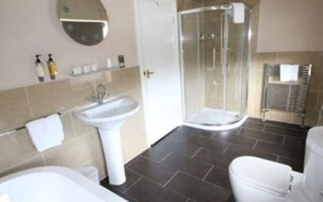 Three Acres Inn & Restaurant