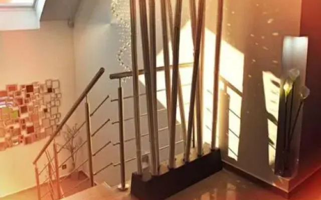 Starhouse Residence